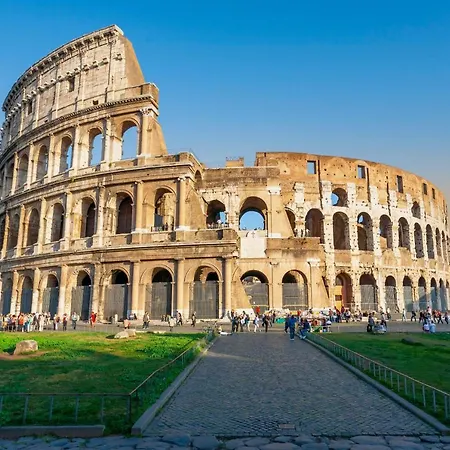 151 - Center * רומא