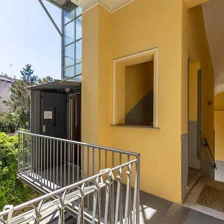 151 - Center דירה